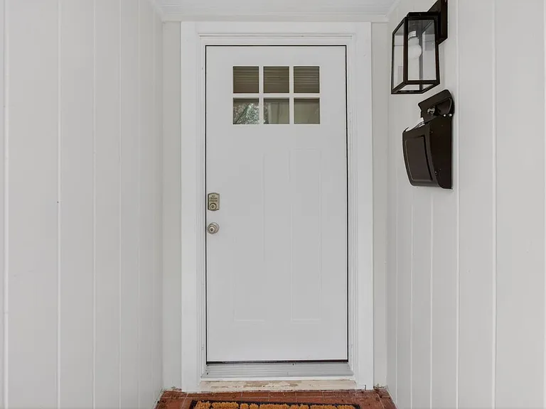5502 Effingham Dr — Photo 15