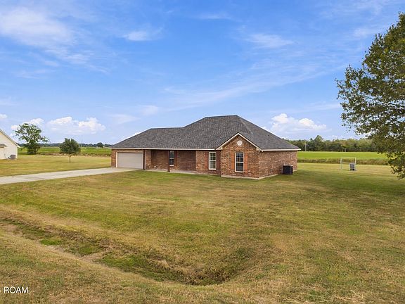 4th image of 106 Country Meadows Rd