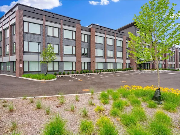 218 Middle Neck Road #301, Great Neck, NY 11021