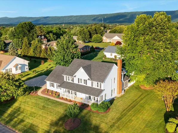 418 Kern St, Woodstock, VA 22664