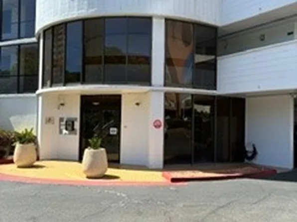 1128 Ala Napunani St APT 1804, Honolulu, HI 96818