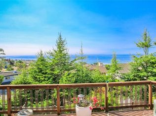 627 Orlando Dr, Cambria, CA 93428