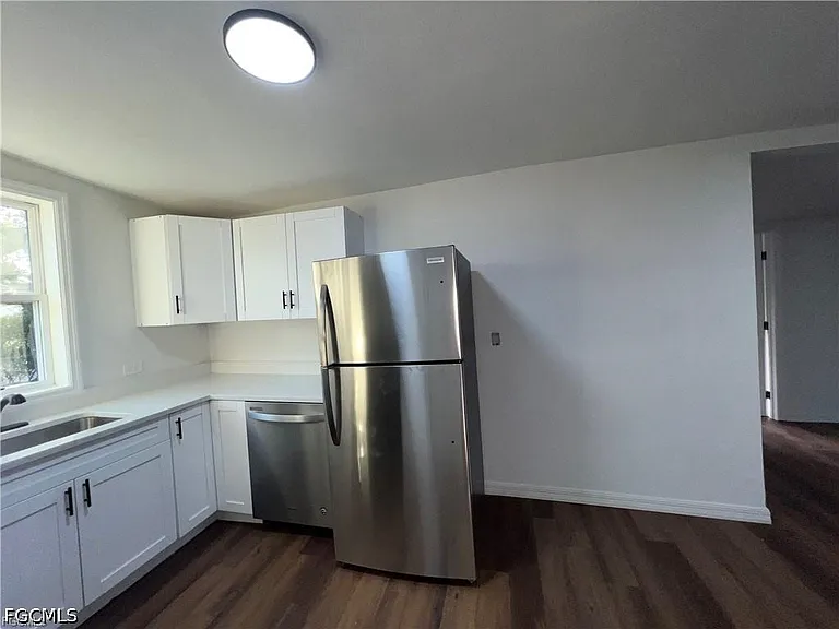 1270 Allen St #B — Photo 10