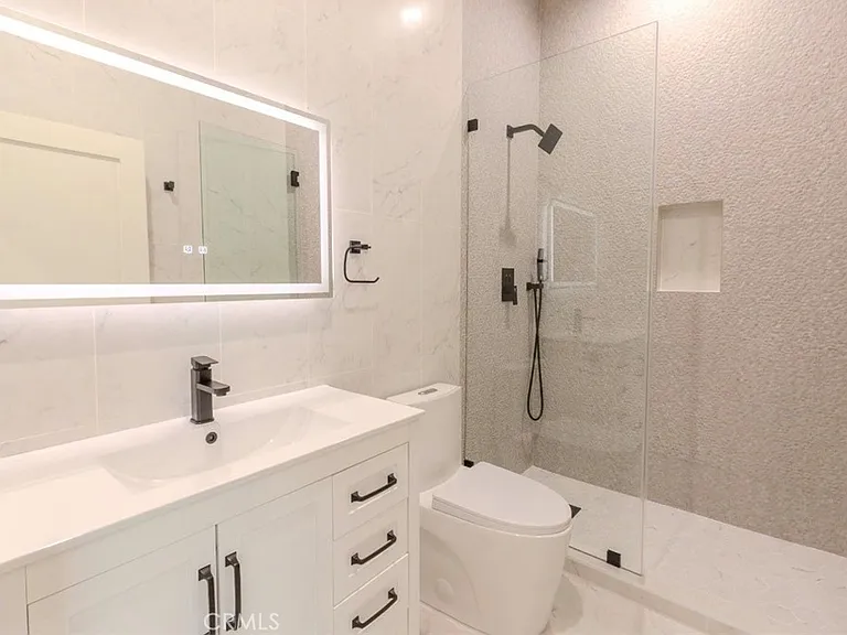 2941 Mary St #2 — Photo 4
