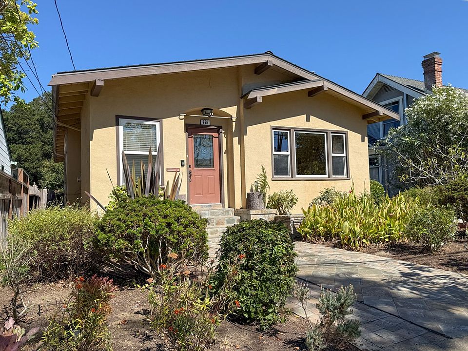 1st image of 726 Acacia Dr