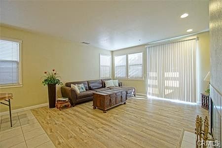 3rd image of 16625 Escalon Dr