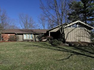 494 Brightspur Ln, Ballwin, MO
