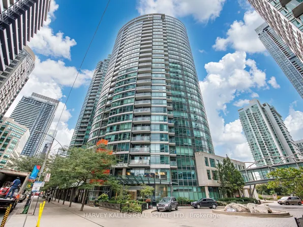 373 Front St W #2803, Toronto, ON M5V 3R7