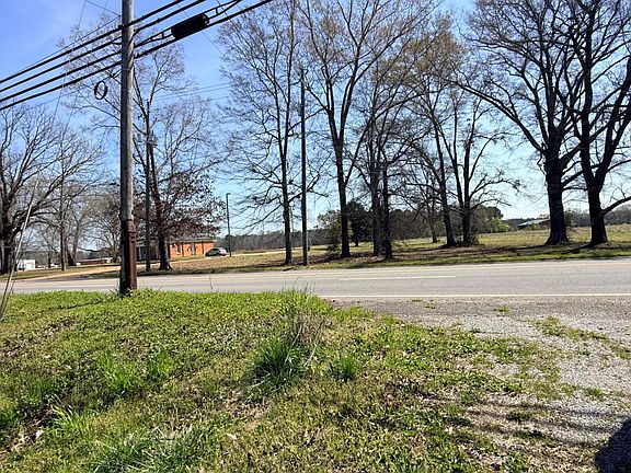 5th image of Temple Ave