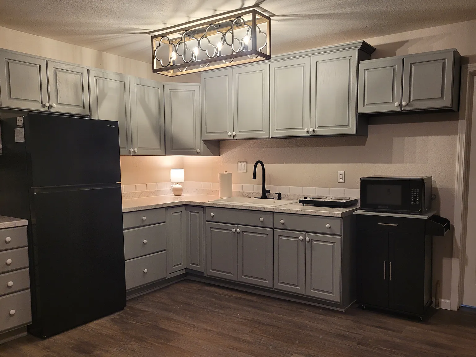 1 bed, 625 sqft, $2,200 — Photo 3