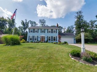 4341 Sweetwater Dr, Brecksville, OH 44141