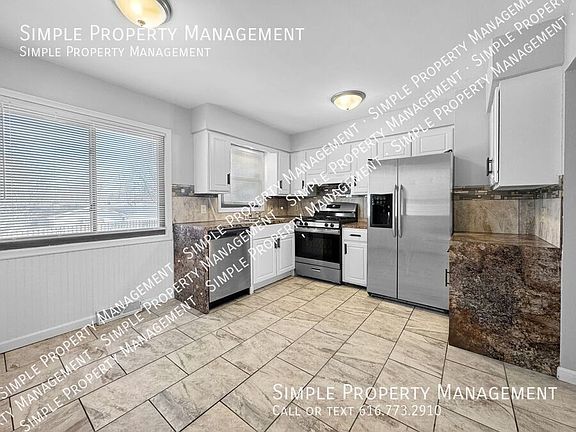 5th image of 1745 52nd St SE