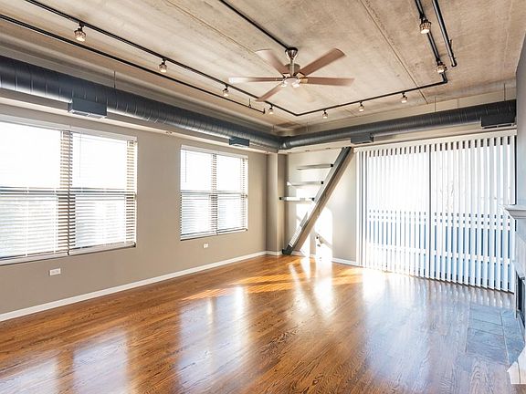 2nd image of 1735 W Diversey Pkwy #412A