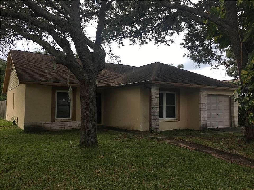 1st image of 13902 Henson Cir