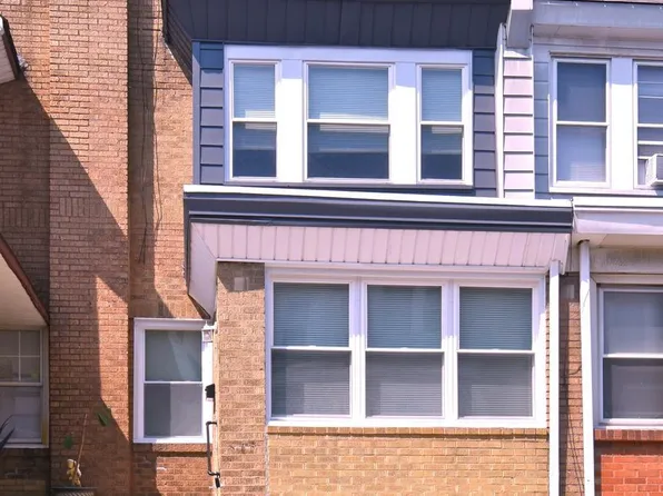 4758 Loring St, Philadelphia, PA 19136