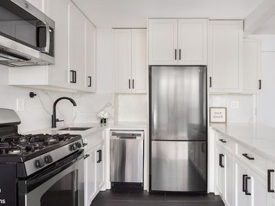 220 Manhattan Ave APT 4F, New York, NY, 10025