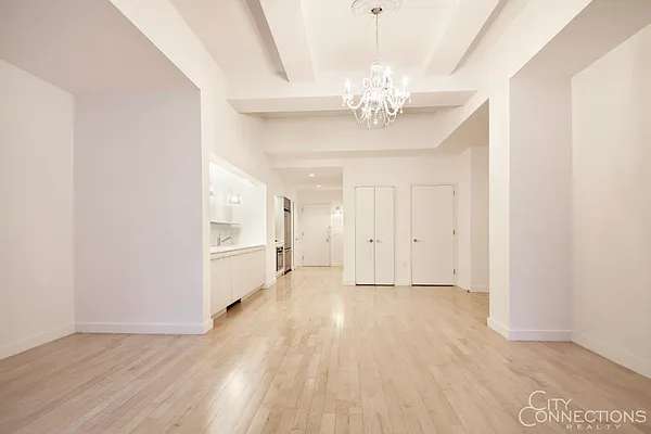 Rented by City Connections Realty | media 30