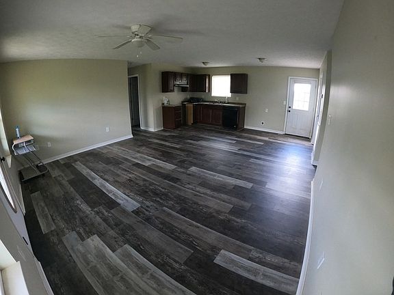 3rd image of 119 Melissa Ln