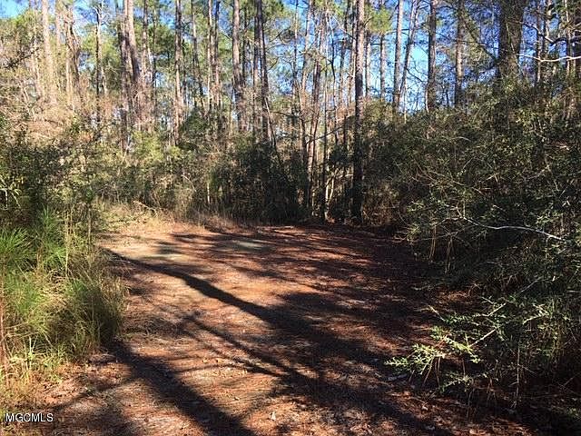 2nd image of 114 Azalea Ln