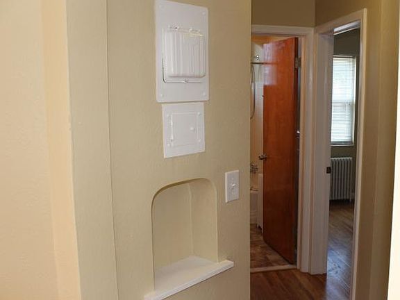 4th image of 3038 Algonquin Pkwy