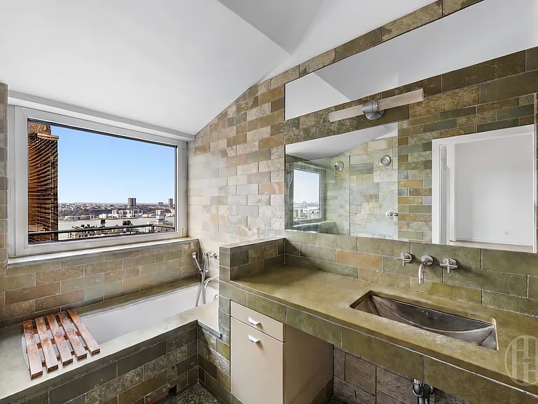 2166 Broadway #PENTHOUSE — Photo 17