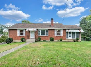 3818 View Ave, Roanoke, VA 24018