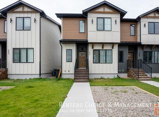 357 9th St, Fort Macleod, AB T0L0Z0