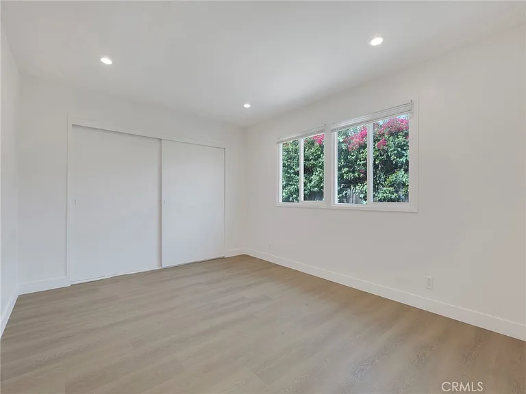22222 Vanowen St — Photo 19