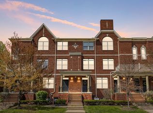 3091 Camden Dr, Troy, MI 48084