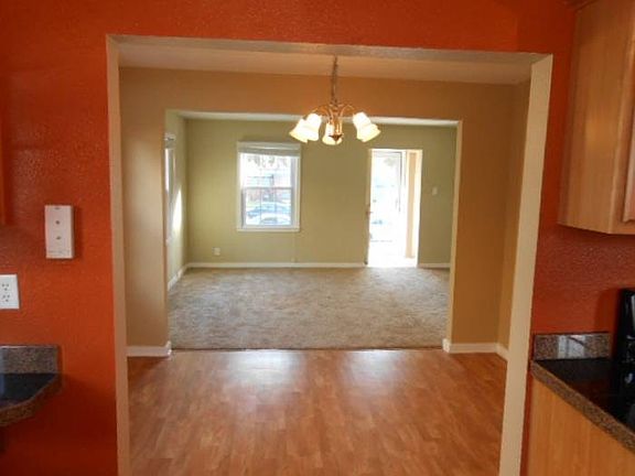 KITCHEN LOOKING INTO DINI