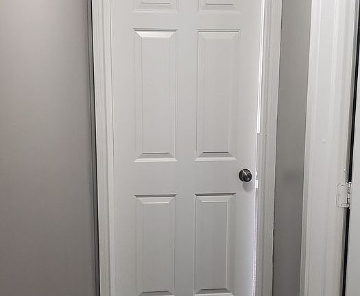 3rd image of 1801 Kraig Dr