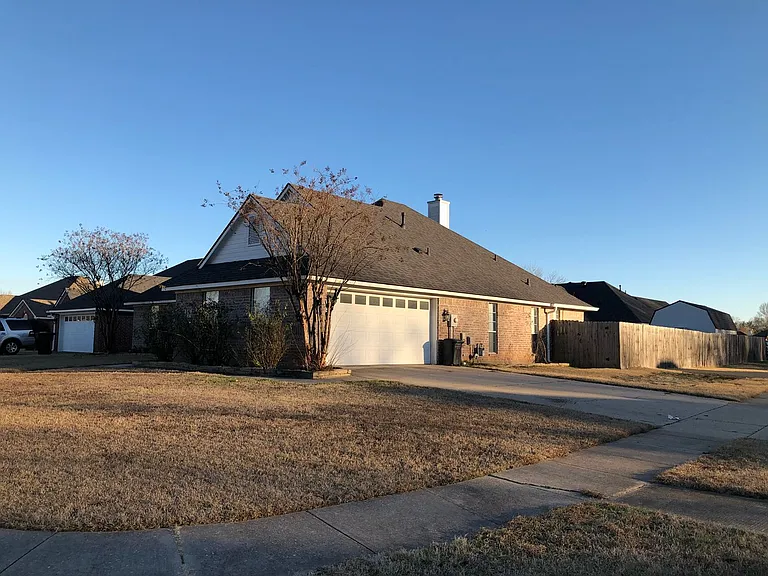 6000 Zachary Cir — Photo 6