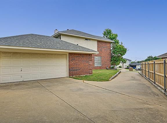 3rd image of 1252 Leanne Ct