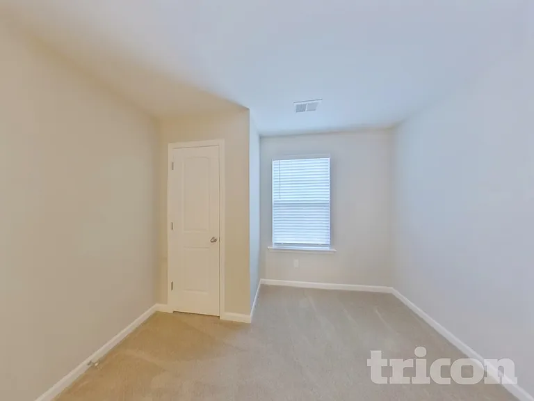 821 Dawsons Park Way — Photo 12