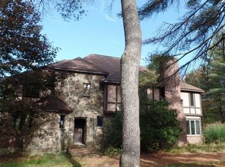 1903 Glenwood Rd, Vestal, NY 13850