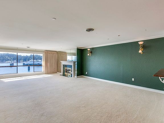 3rd image of 428 Harborview Dr SE Unit 146