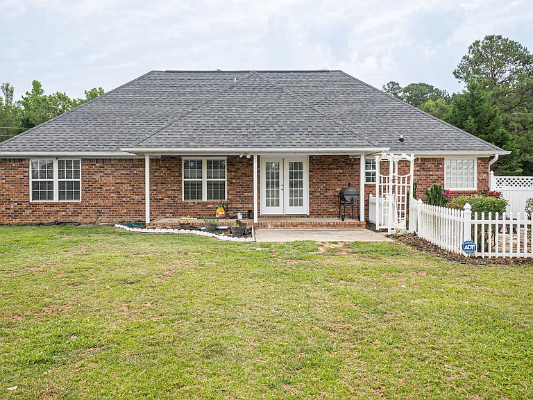 1830 Barnwell Dr — Photo 20