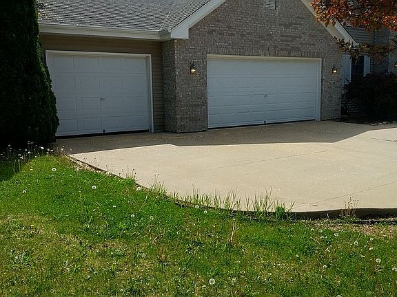 3rd image of 5126 Citadel Ct