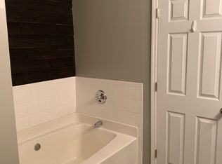 4662 Beacon Ridge Ln, Flowery Branch, GA 30542