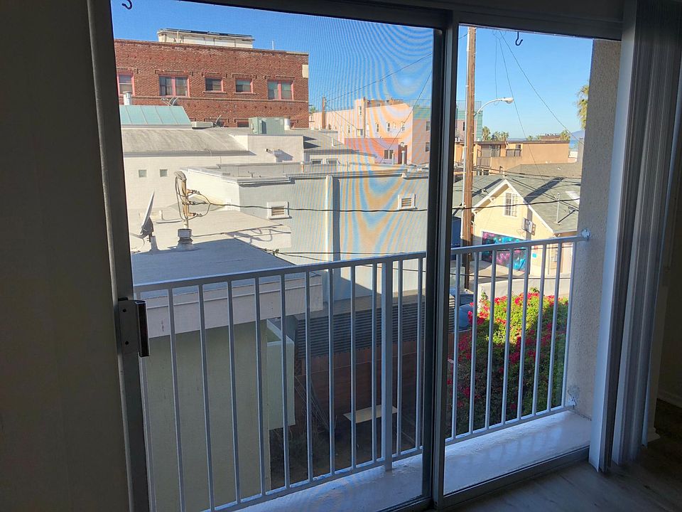 1st image of 39 Paloma Ave APT 9
