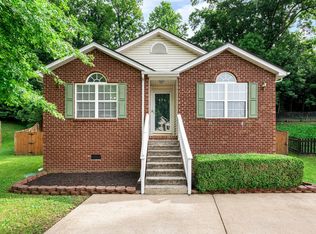 696 Belgium Dr, Hermitage, TN 37076