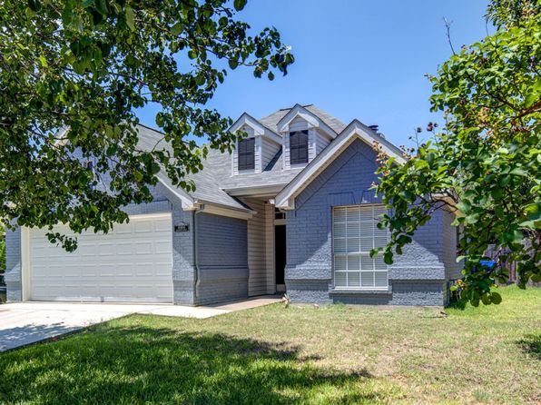 16900 Simsbrook Dr