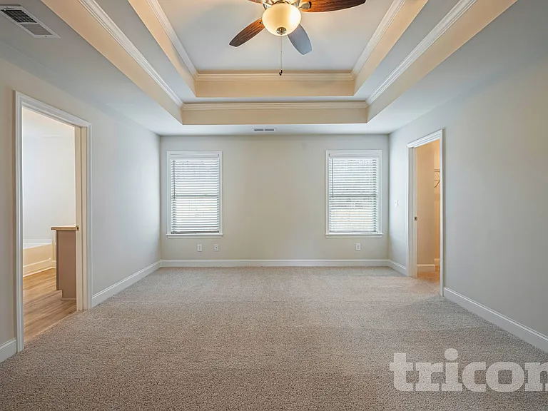210 Margrave Dr — Photo 13