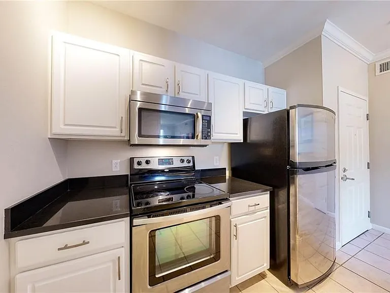 1000 Providence Pl #454 — Photo 3