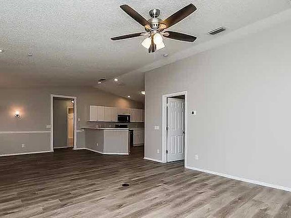5th image of 17505 Brandywine Dr #1