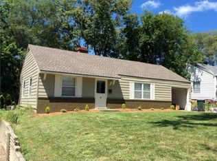 7506 Eaton St, Prairie Village, KS 66208