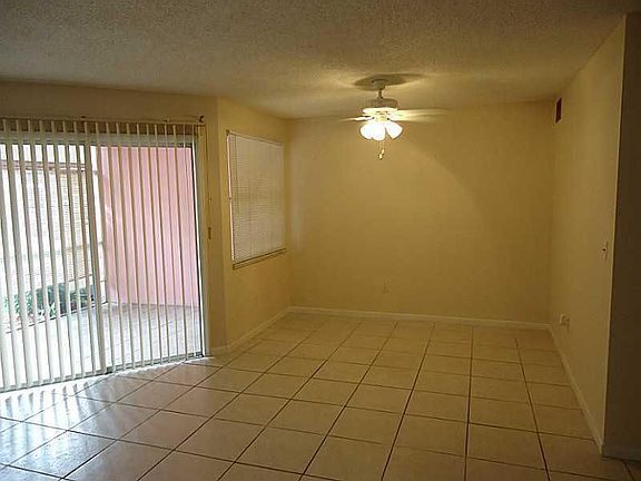 4th image of 2503 SE 20th Pl
