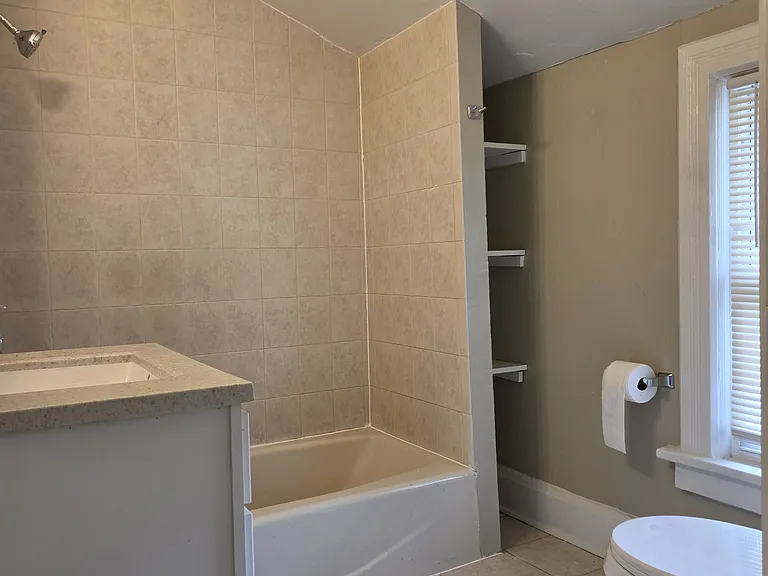 814 E Lincoln Ave #A — Photo 27