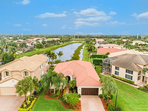 2nd image of 4614 Mariners Cove Dr