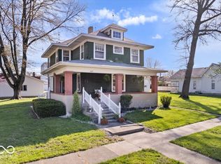 209 N Oakland St, Colfax, IN 46035